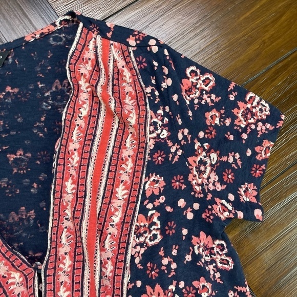 Lucky‎ Brand Pull Over Top Size Small - Picture 3 of 14